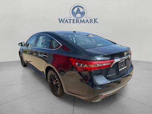 Used 2016 Toyota Avalon Touring FWD image 2