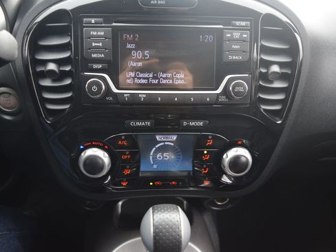 Used 2016 Nissan Juke SV image 13