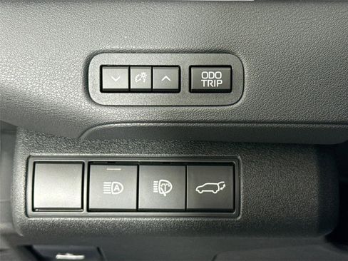 Certified 2026 Toyota bZ image 16