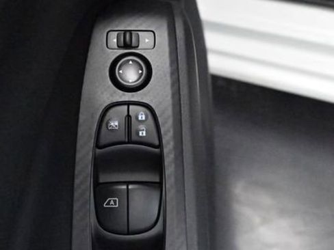 Used 2025 Nissan Altima 2.5 S FWD image 19