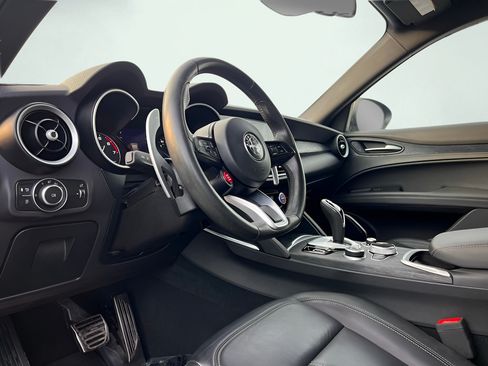 Used 2023 Alfa Romeo Stelvio Sprint RWD image 63
