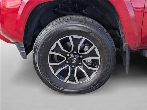 Used 2023 Toyota Tacoma TRD Sport w/ Technology Package image 22