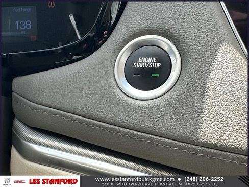 Used 2018 Cadillac XT5 Luxury w/ Driver Awareness Package AWD/4WD image 29