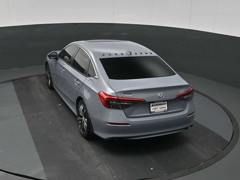 Used 2022 Honda Civic Touring image 21