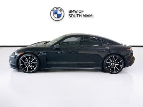 Used 2023 Porsche Taycan w/ Premium Package image 4