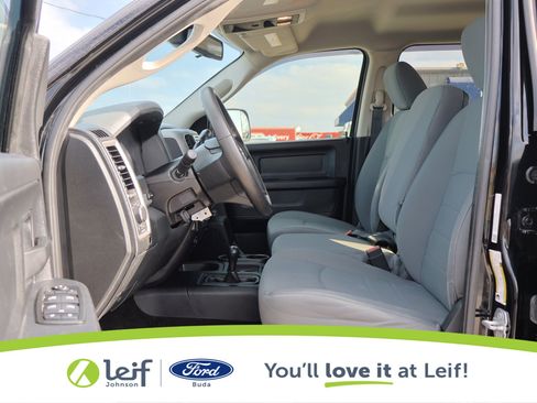 Used 2015 RAM 2500 Tradesman w/ Chrome Appearance Group image 13