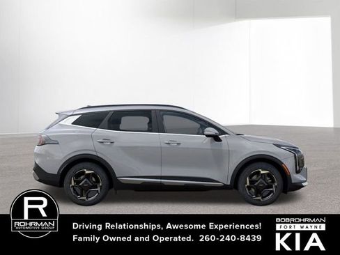 New 2026 Kia Sportage EX image 8