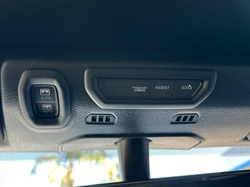 Used 2022 Jeep Wrangler Unlimited Sahara AWD/4WD image 23