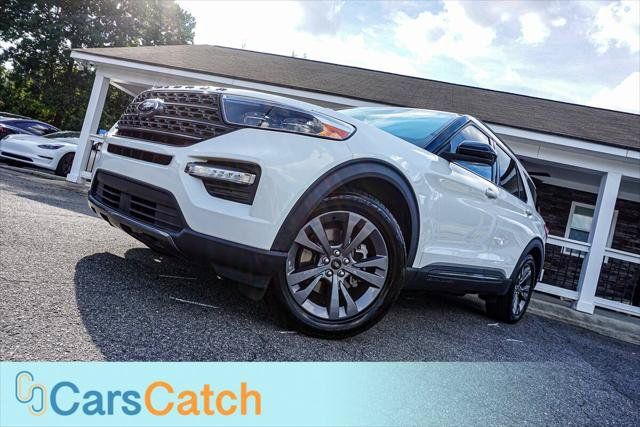 Used 2023 Ford Explorer XLT w/ Equipment Group 202A RWD image 3