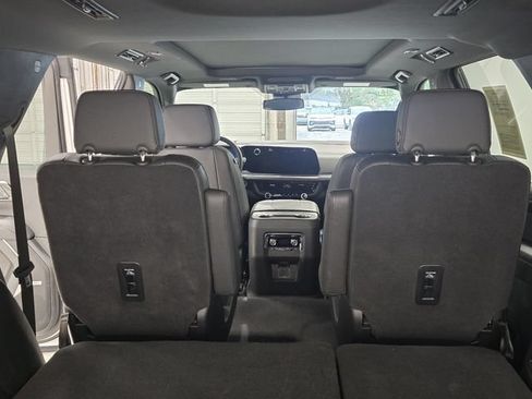Used 2025 Chevrolet Tahoe RST w/ Comfort Package AWD/4WD image 9