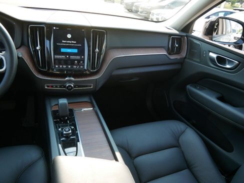 Used 2024 Volvo XC60 T8 Plus w/ Climate Package AWD/4WD image 14