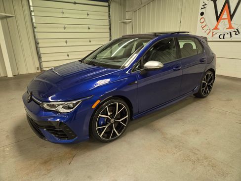 Used 2022 Volkswagen Golf R AWD/4WD image 2