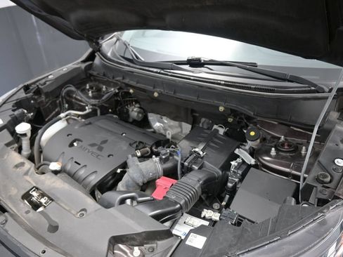 Used 2024 Mitsubishi Outlander Sport AWD image 13