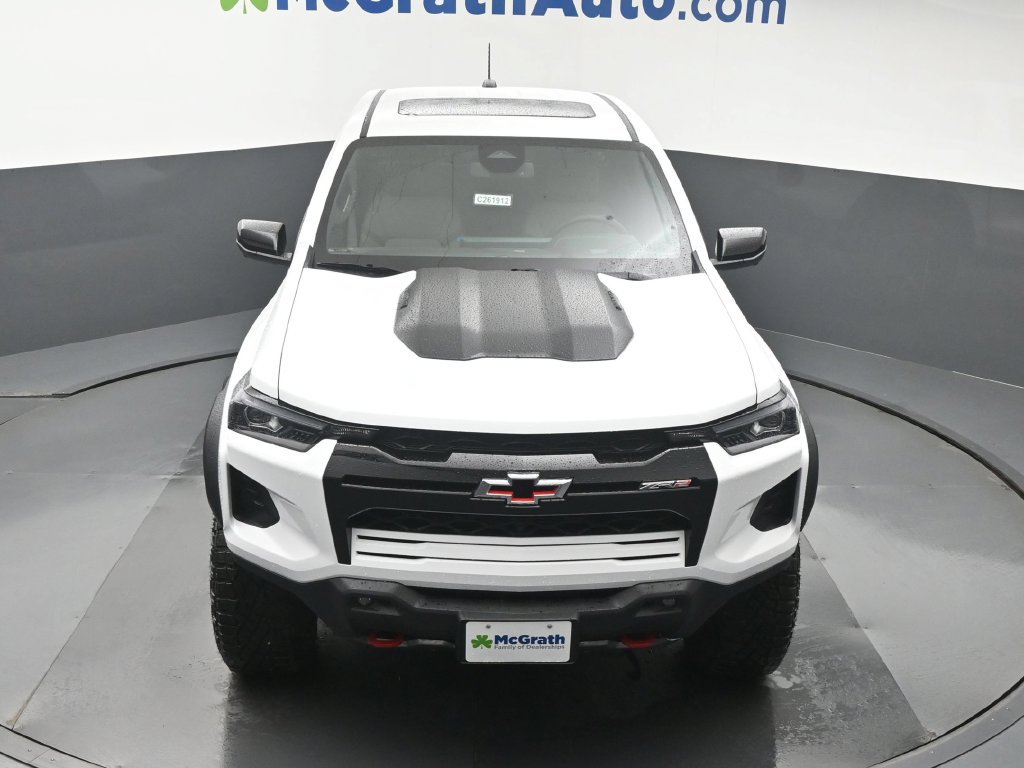 New 2026 Chevrolet Colorado ZR2 w/ Technology Package AWD/4WD image 30