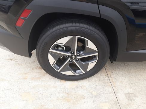 Used 2025 Hyundai Tucson SEL FWD image 23