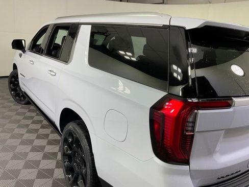 New 2026 GMC Yukon XL Denali w/ Denali Reserve Package AWD/4WD image 41