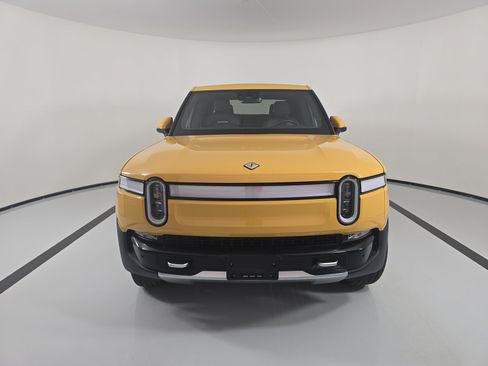 Used 2023 Rivian R1T Adventure AWD/4WD image 8