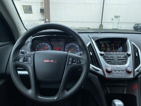 Used 2015 GMC Terrain SL image 25