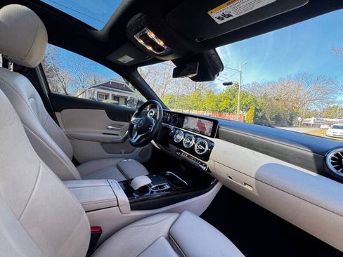 Used 2019 Mercedes-Benz A 220 image 13