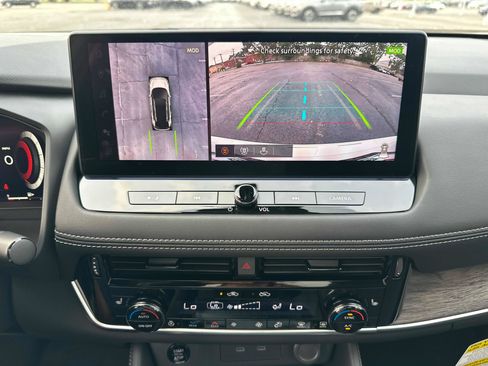 New 2026 Nissan Rogue Platinum w/ Platinum Premium Package AWD/4WD image 36