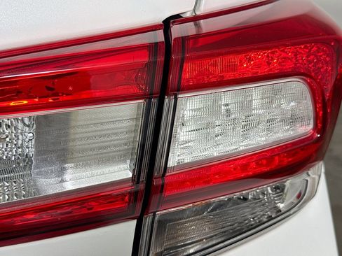 Used 2018 Subaru Crosstrek 2.0i Limited image 33