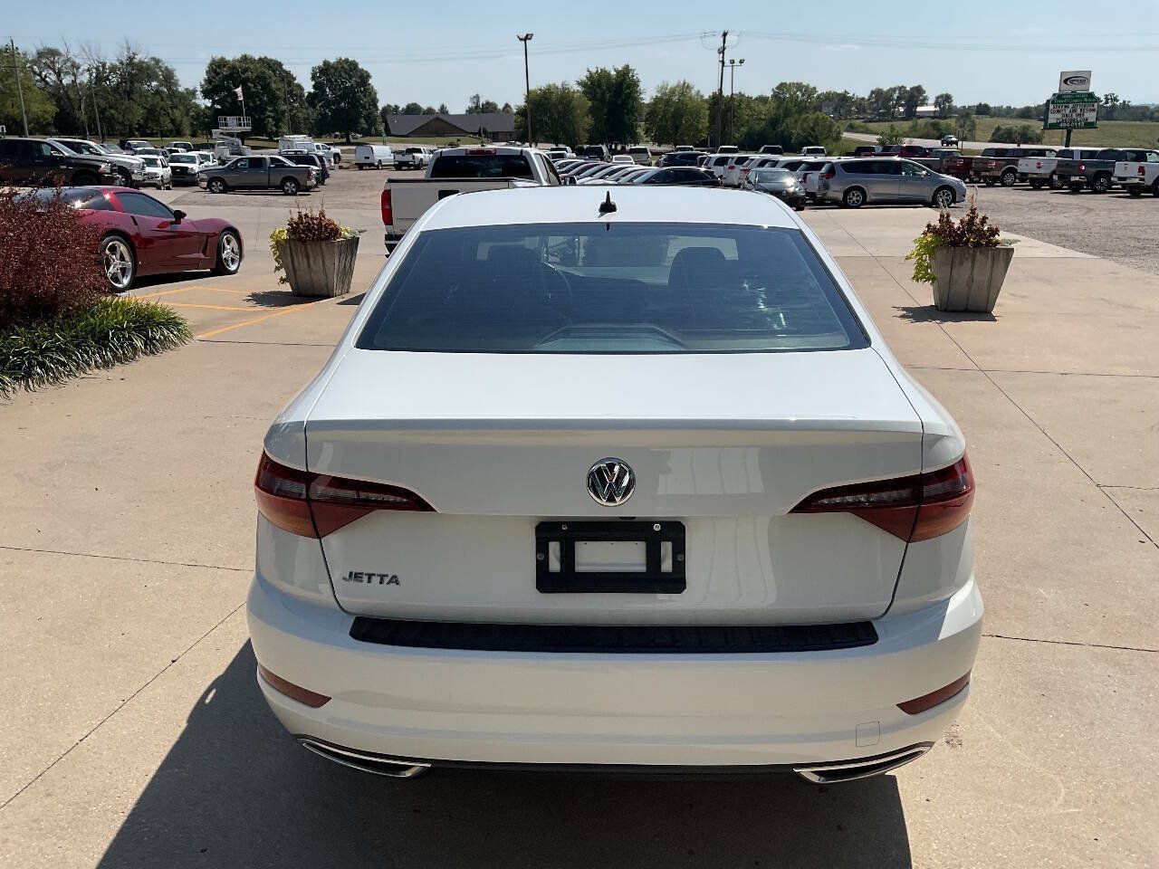 Used 2019 Volkswagen Jetta R-Line FWD image 8