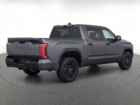 Used 2024 Toyota Tundra Platinum AWD/4WD image 6