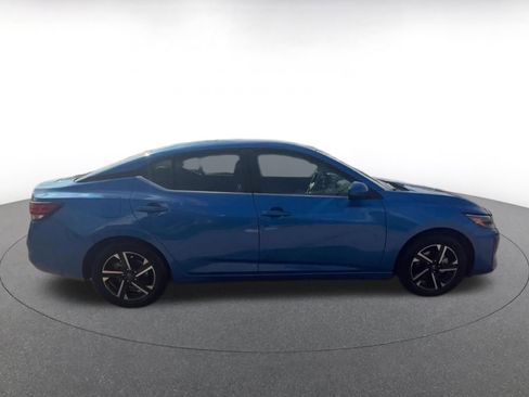 Used 2025 Nissan Sentra SV FWD image 16