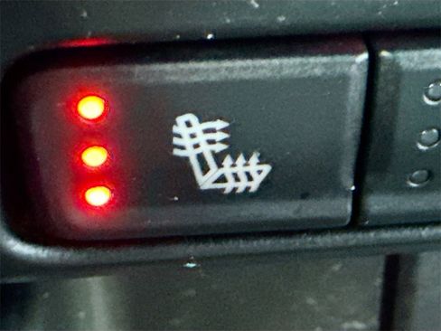 Used 2022 GMC Yukon XL SLT image 22