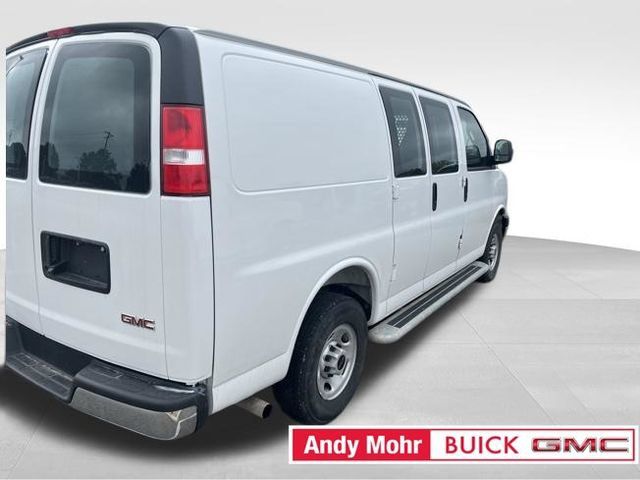 Used 2025 GMC Savana 2500 w/ Driver Convenience Package RWD image 6
