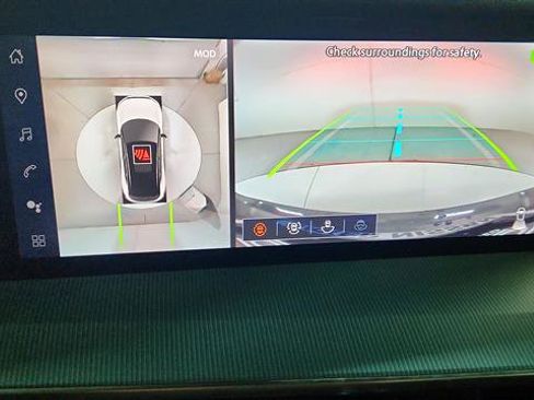 Used 2025 Nissan Murano SL image 18