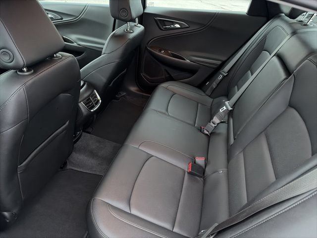 Used 2024 Chevrolet Malibu LT FWD image 11