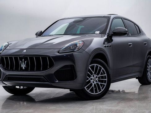 Certified 2024 Maserati Grecale GT image 1