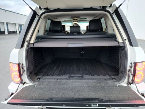 Used 2011 Land Rover Range Rover Supercharged image 25