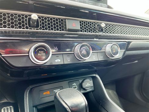 Used 2023 Honda Civic Sport image 15