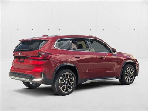 Used 2026 BMW X1 xDrive28i w/ Technology Package AWD/4WD image 2