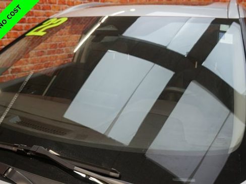 Used 2022 Nissan Rogue SV w/ SV Premium Package image 91