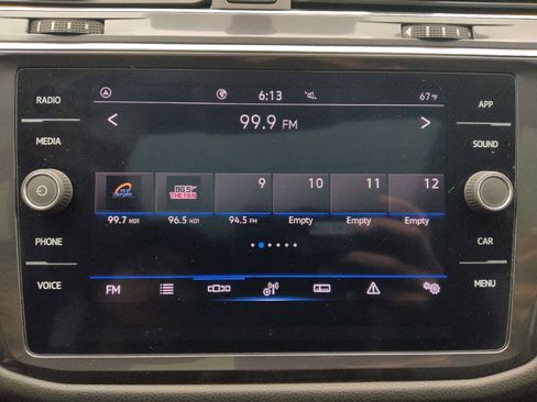 Used 2021 Volkswagen Tiguan SEL FWD image 25