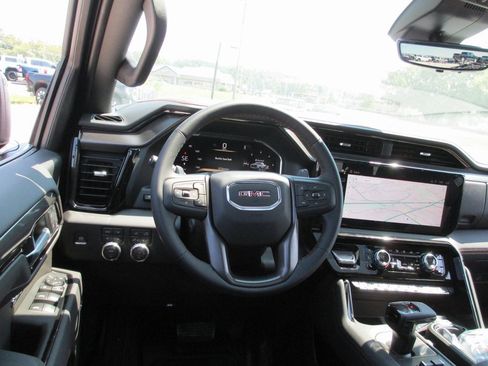 New 2026 GMC Sierra 1500 AT4 w/ AT4 Premium Package image 16