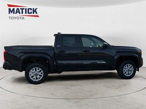 New 2026 Toyota Tacoma SR5 image 8