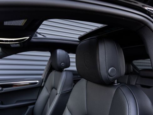 New 2026 Porsche Macan image 25
