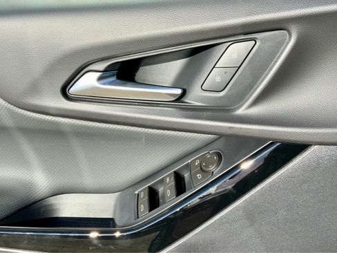 New 2026 Chevrolet Equinox LT image 47