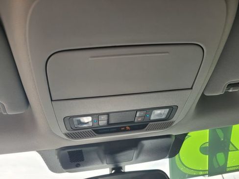 Used 2023 Ford F150 XLT RWD image 22