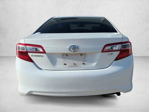 Used 2012 Toyota Camry LE FWD image 6