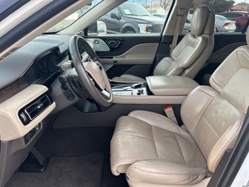 Used 2021 Lincoln Aviator Reserve w/ Equipment Group 202A image 25