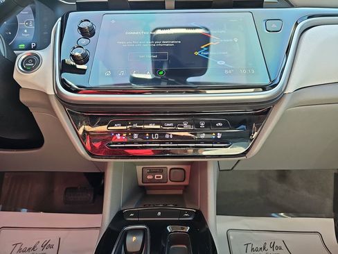 Used 2022 Chevrolet Bolt EUV Premier w/ Launch Edition image 27