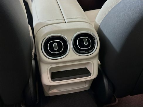 New 2026 Mercedes-Benz GLC 300 GLC 300 image 27