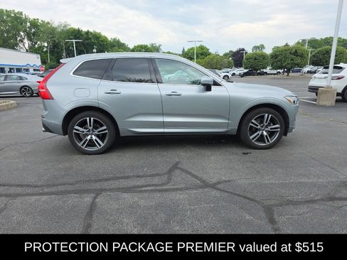 Used 2018 Volvo XC60 T5 Momentum w/ Vision Package AWD/4WD image 9