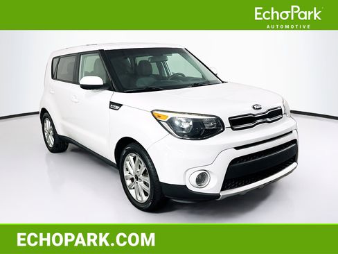 Used 2017 Kia Soul + FWD image 1