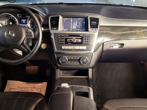 Used 2016 Mercedes-Benz GL 450 GL 450 4MATIC Sport Utility 4D image 23